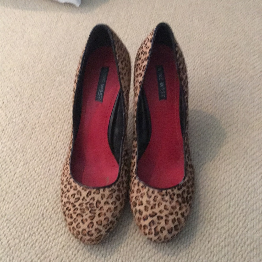 Nine West cheetah pumps
